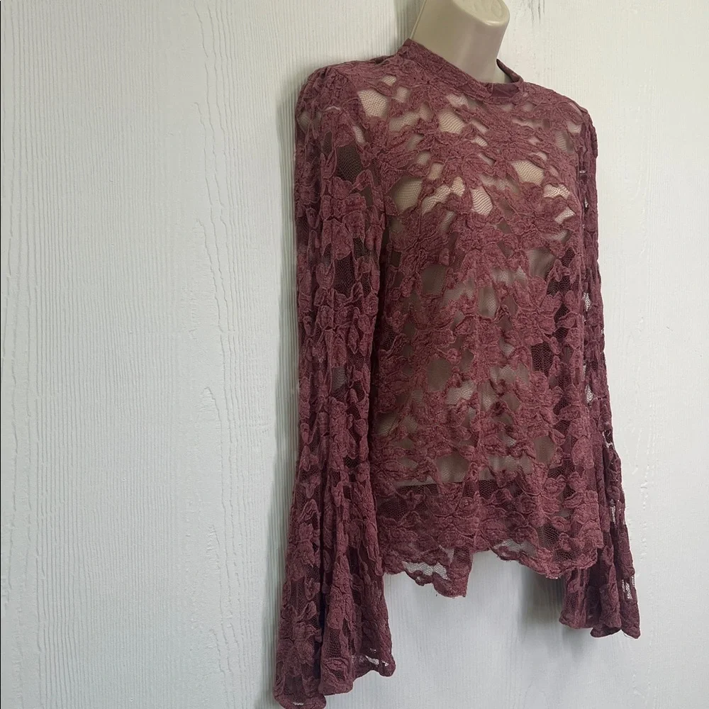 Anthropologie - Akemi + Kin Rose Pink Mock Neck Lace Long Sleeve Blouse Size 6
